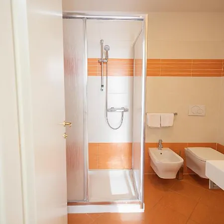 Lvg Collection - Belvedere San Gottardo Otel